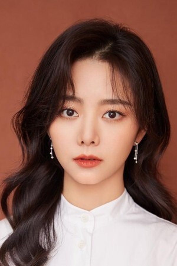 Tan Songyun's headshot