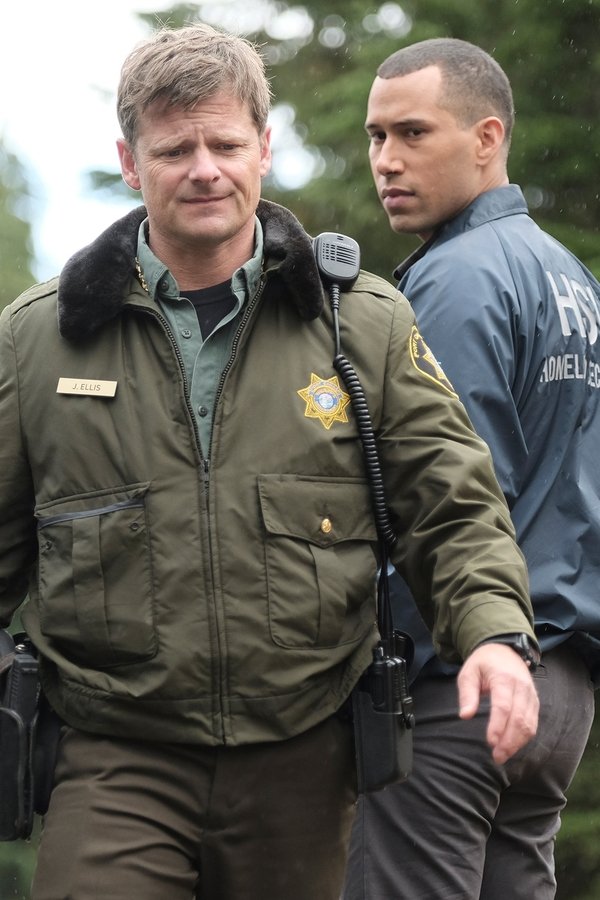 The Crossing – S01E08 – Episodio 8