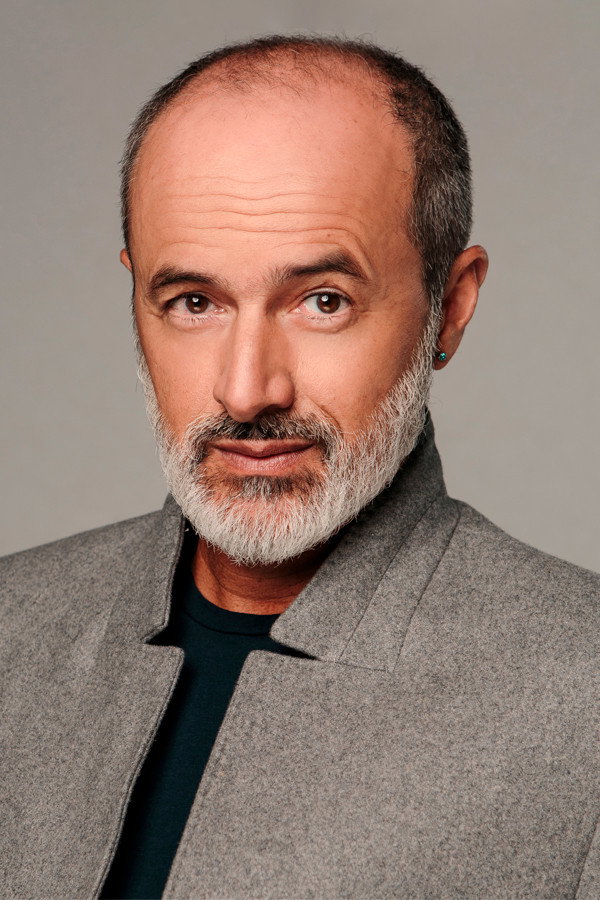 Carlos Alcántara's headshot