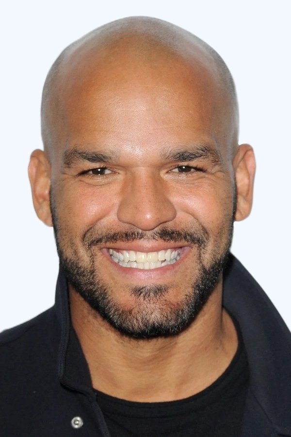 Amaury Nolasco's headshot