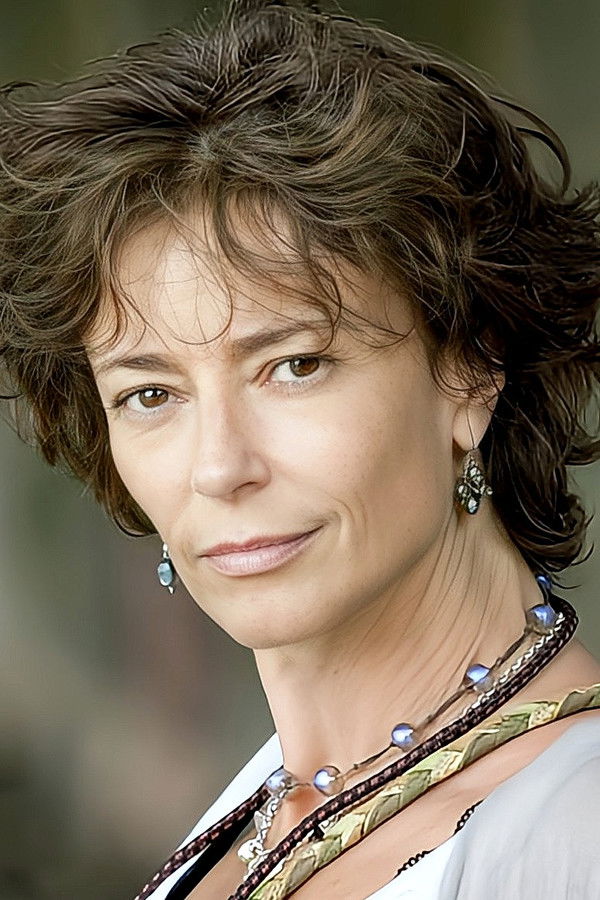 Rachel Ward's headshot