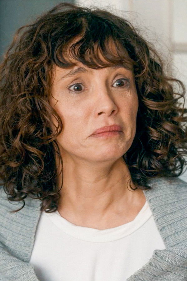 Mira: Her Şey Yolundaymış Gibi