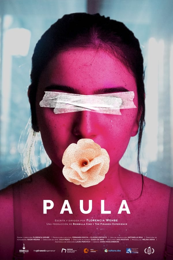 Społeczeństwo narzuca kobietom nieosiągalne ideały urody. W obliczu tego faktu 14-letnia Paula (Lucía Castro) nie potrafi zaakceptować swojego ciała. Uważa, że jest za gruba. Lęk powoduje u niej dużą samotność. Nie znając lepszych sposobów na osiągnięcie samoakceptacji, Paula sięga po coraz to drastyczniejsze środki na drodze do odchudzenia. W rezultacie zapada na anoreksję i bulimię. W internecie natrafia na społeczność, w której znajduje sporo zrozumienia.