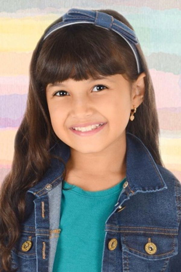 Marianna Santos's headshot