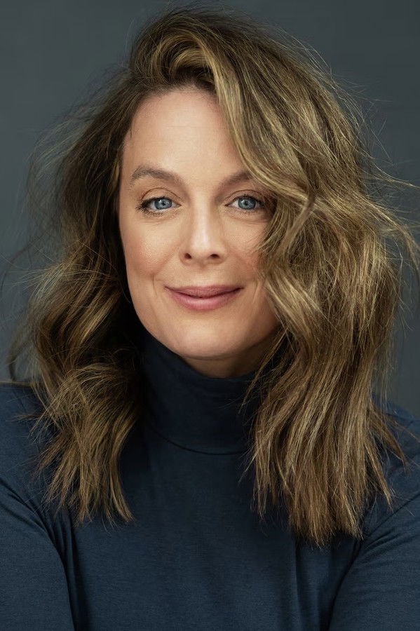 Julie Le Breton's headshot