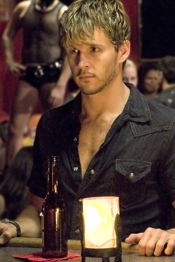 True Blood – S01E07 – Caccia ai vampiri