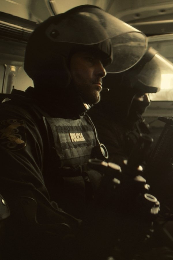 La unidad – S01E01 – Episodio 1