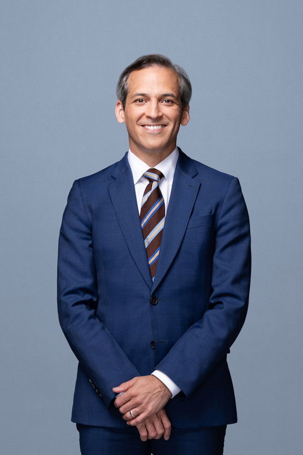 Nick Schifrin's headshot