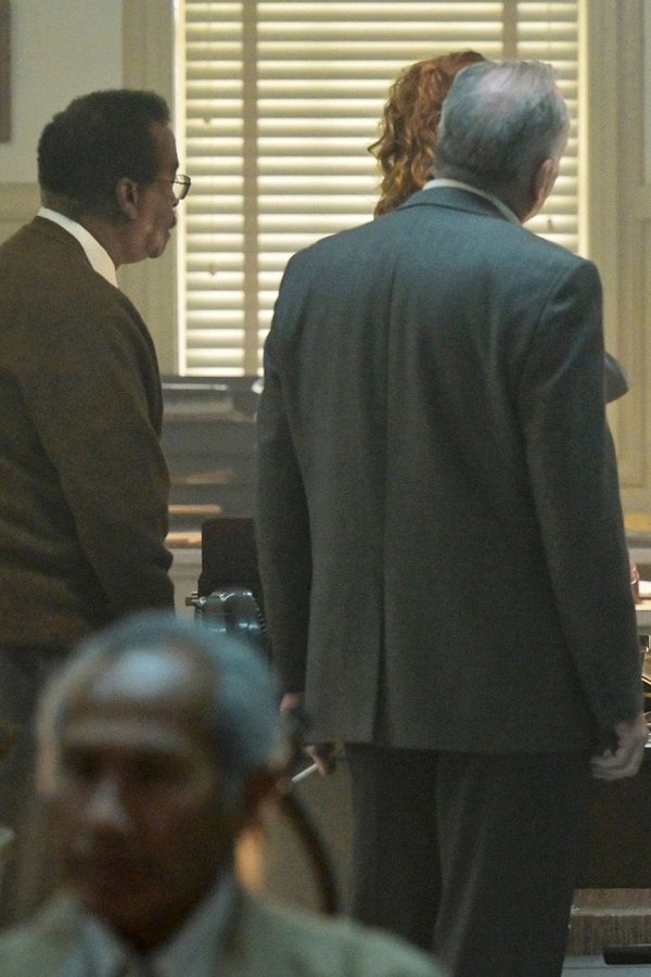 Grotesquerie – S01E01 – Episodio 1