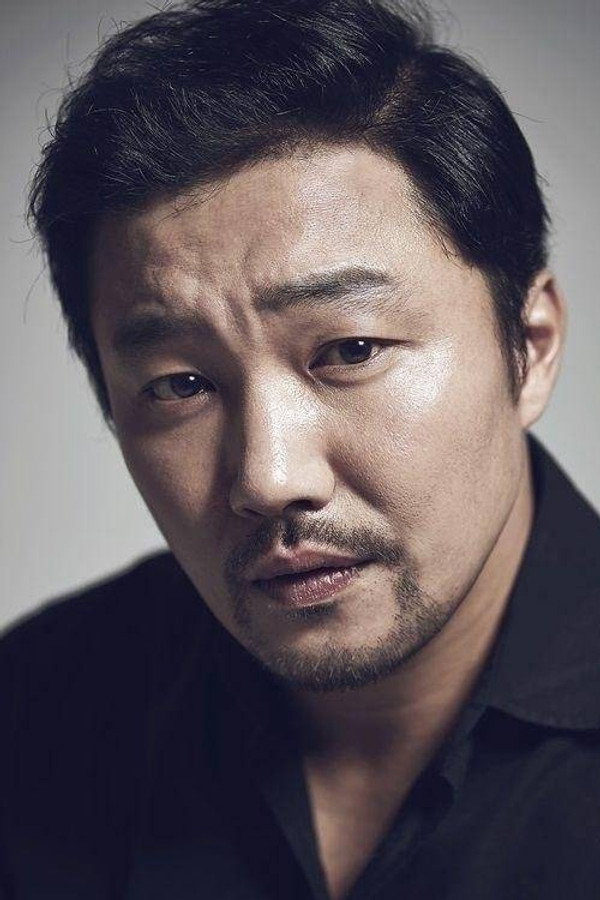 Han Jae-yeong's headshot