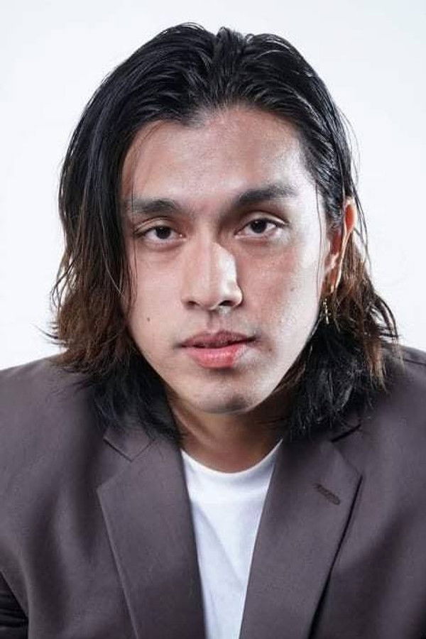 Ardy Raymundo's headshot
