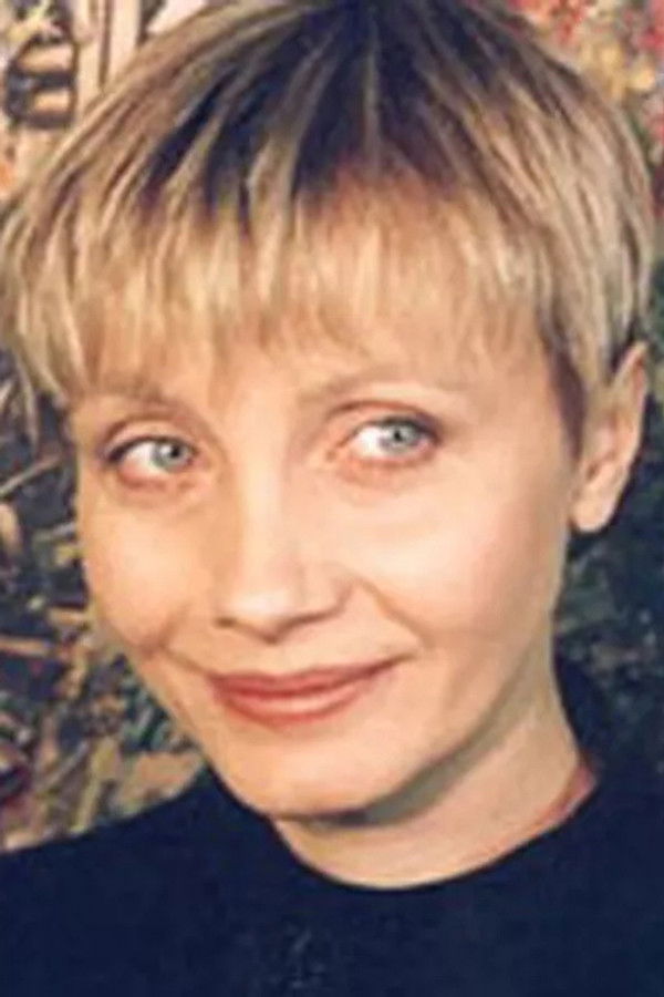 Elena Zimina's headshot