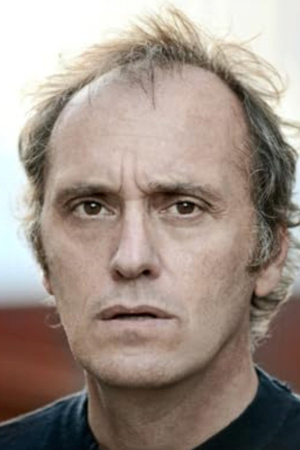 Luca Lazzareschi's headshot