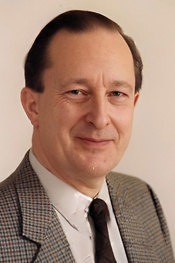 Peter Cellier's headshot