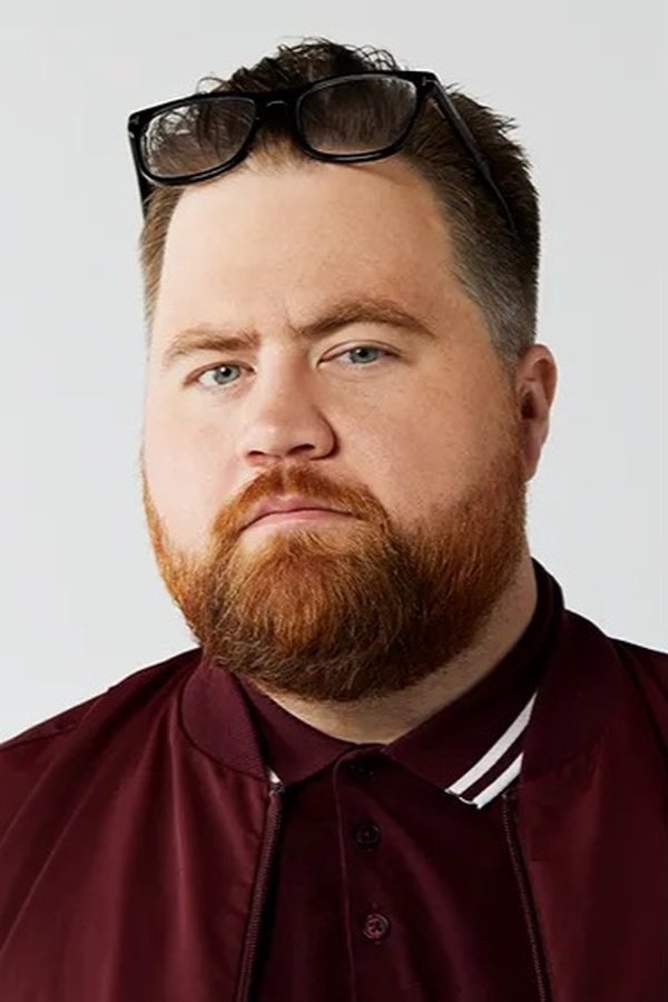 Paul Walter Hauser's headshot