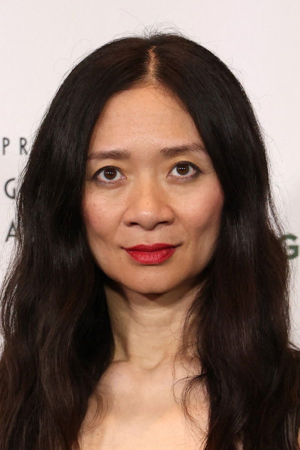 Chloé Zhao's headshot