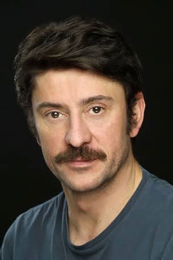 Pablo Vázquez's headshot
