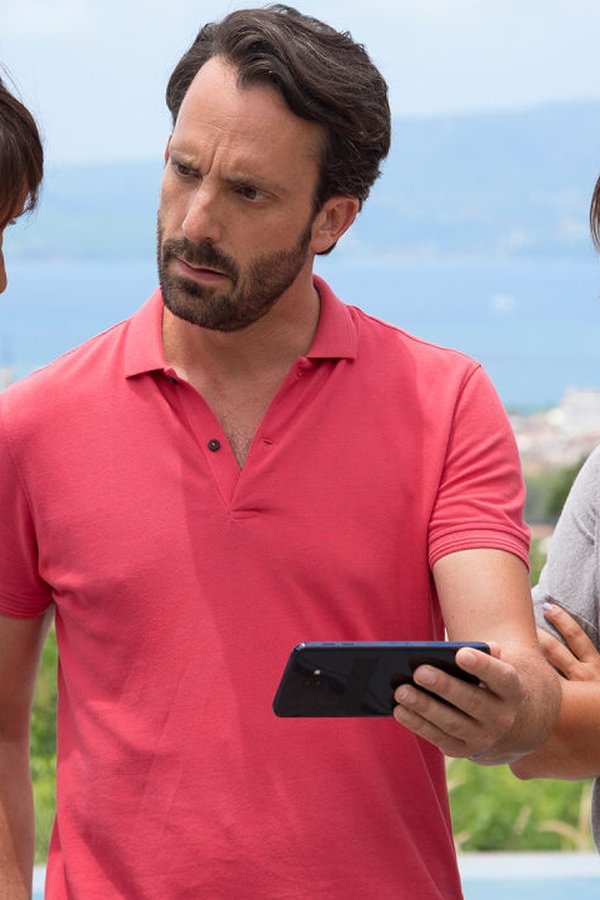 Deadly Tropics – S03E08 – Episodio 8