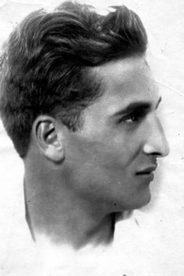 Vahagn Bagratuni's headshot