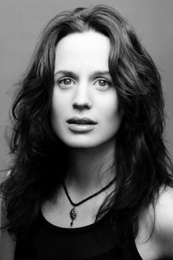 Elizabeth Reaser's headshot