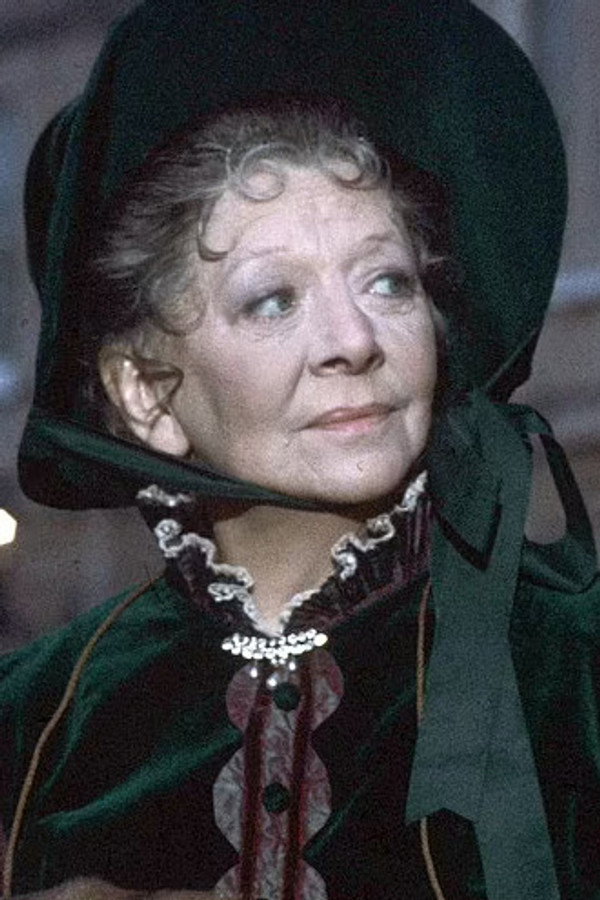 Marian Spencer's headshot