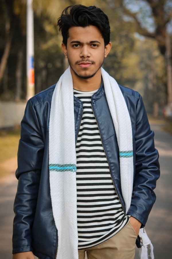 Siam Mehraf's headshot