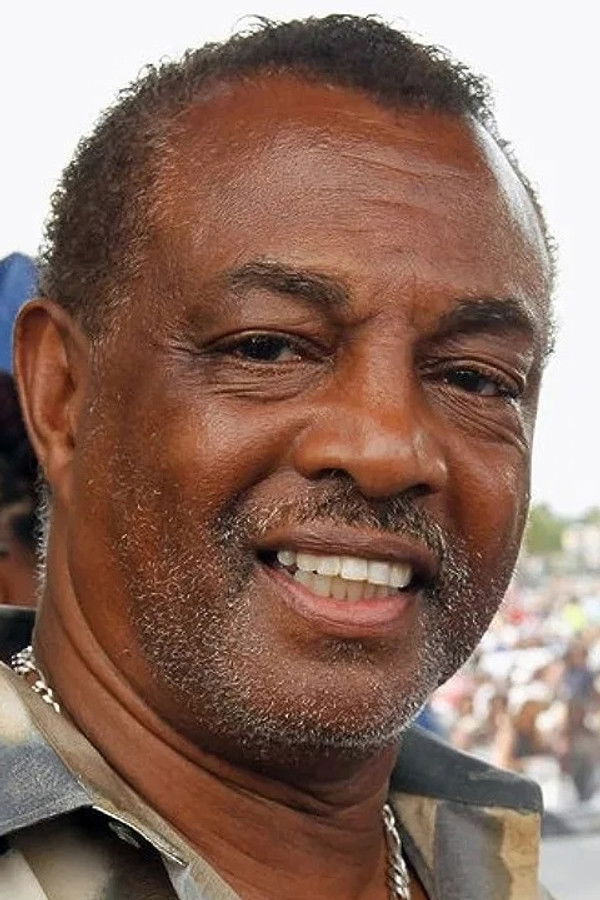 Robert Kool Bell's headshot