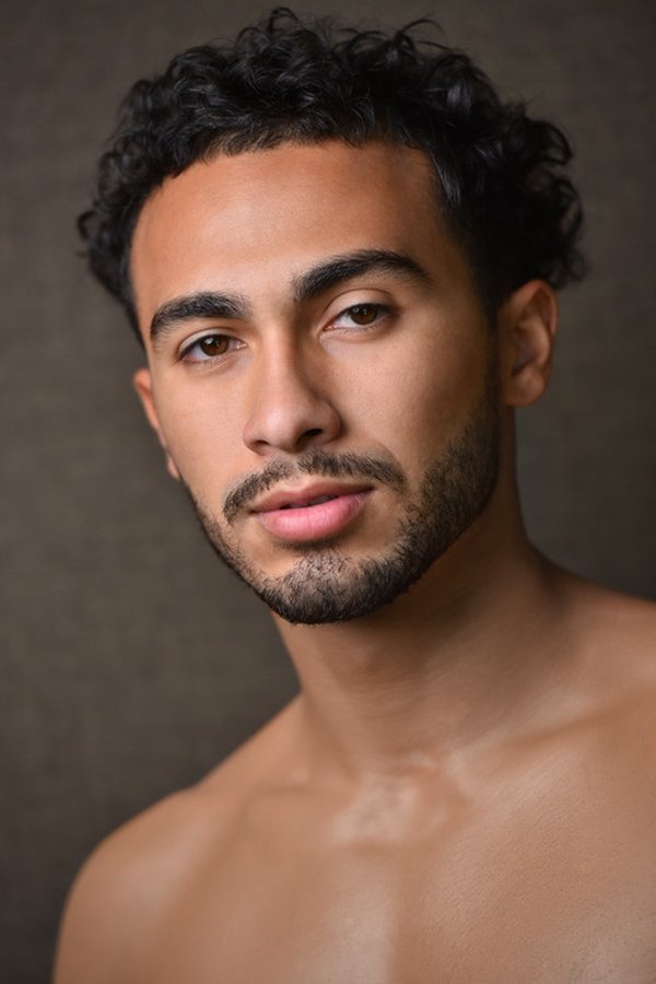 Xavier Smalls's headshot