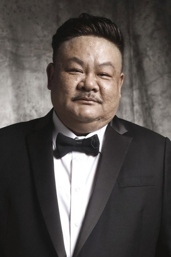 Lam Suet's headshot