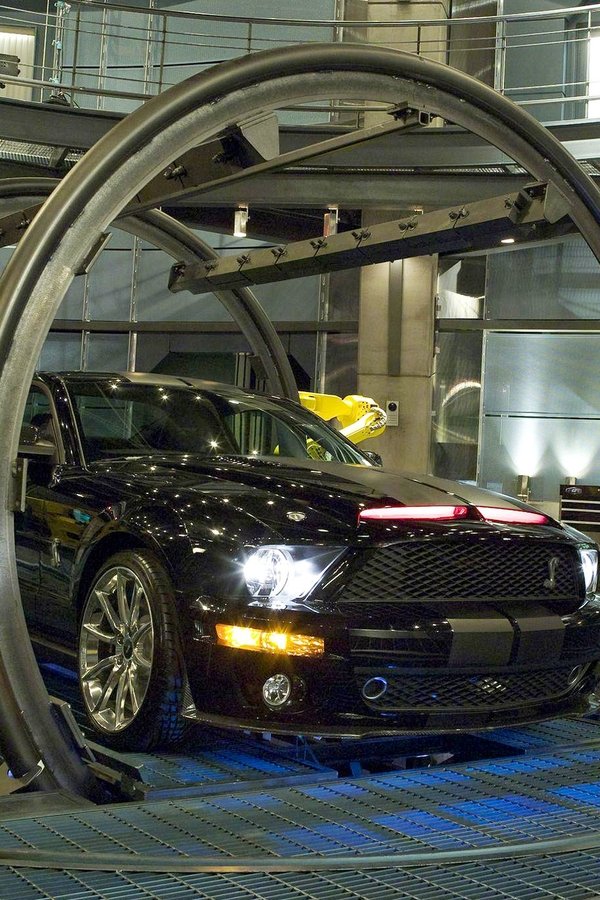 Knight Rider – S01E01 – Episodio 1