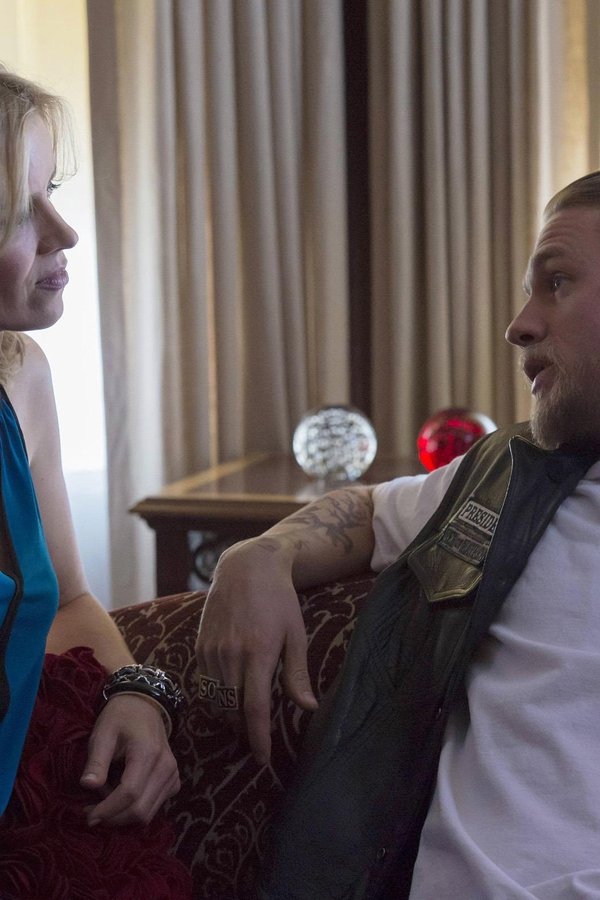 Sons of Anarchy – S06E01 – Conti in sospeso