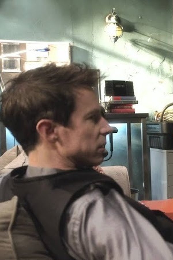 Sanctuary (2008) – S04E12 – Un rifugio per nessuno (prima parte)