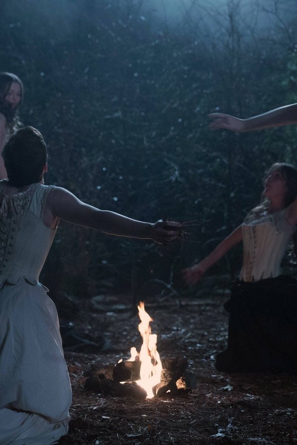 Salem – S01E05 – Bugie