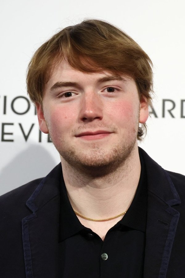 Cooper Hoffman's headshot