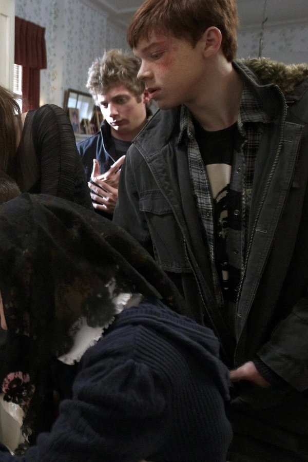 Shameless – S01E07 – Frank Gallagher: marito amorevole, padre devoto