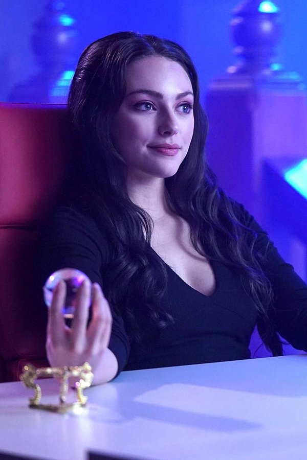 Legacies – S04E07 – Un luogo lontano da questa violenza