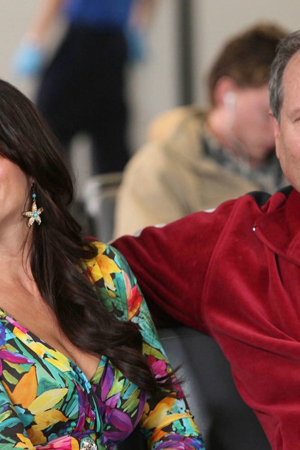 Modern Family – S01E22 – Il compleanno di Jay
