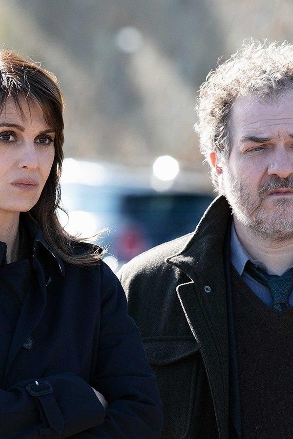 Petra – S01E01 – Riti di morte