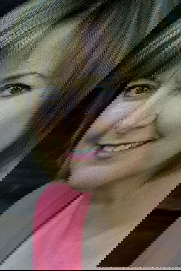 Margot Pinvidic's headshot