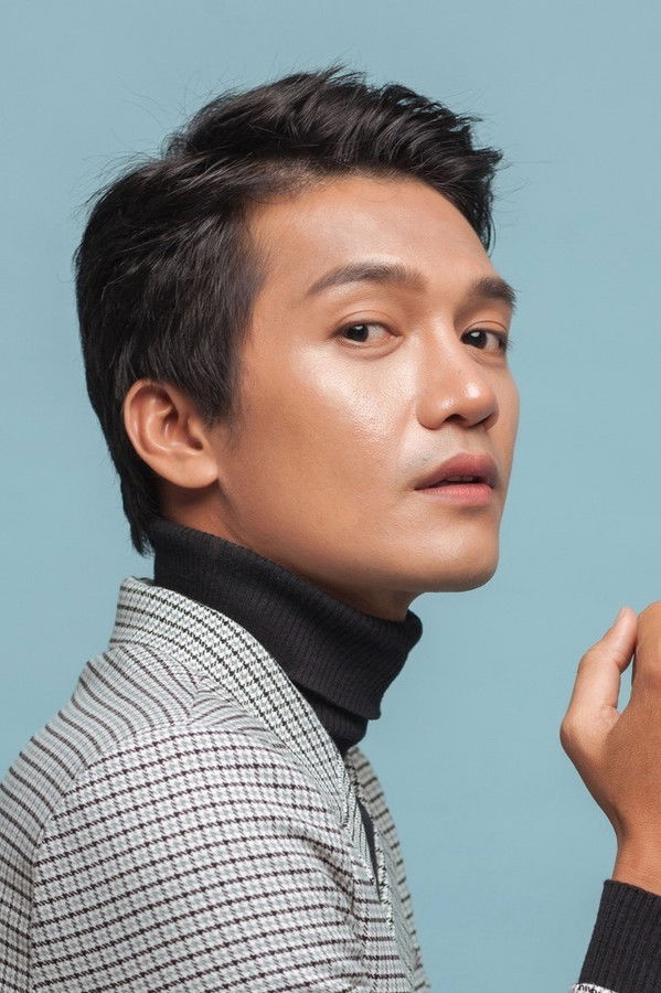 Quang Tuấn's headshot