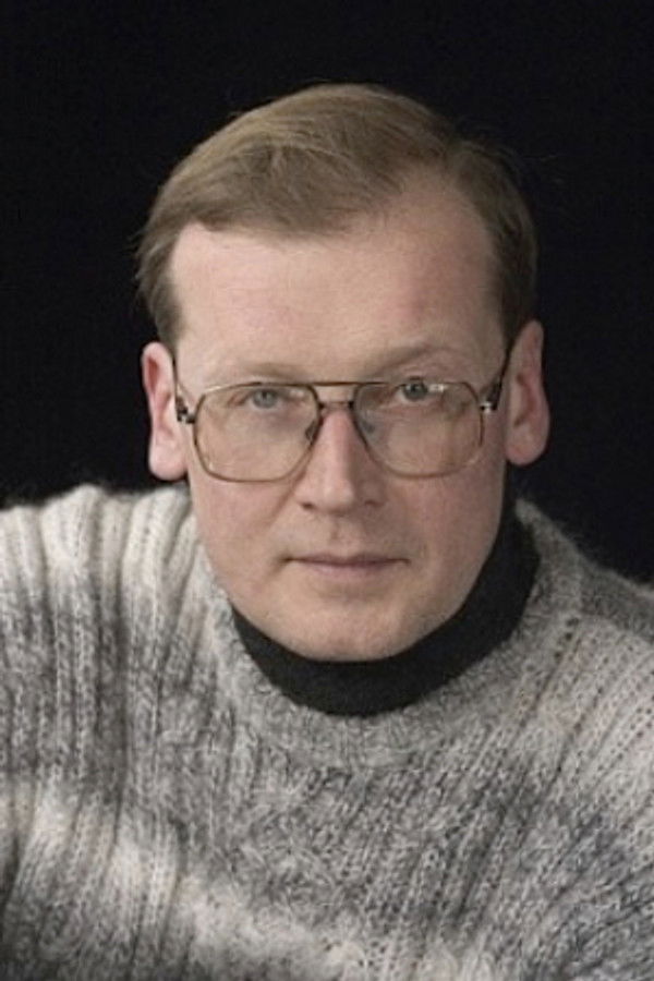 Alexandr Kakhun's headshot