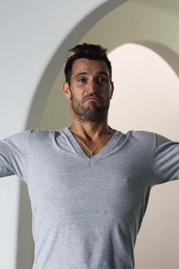 Huge in France – S01E04 – Episodio 4