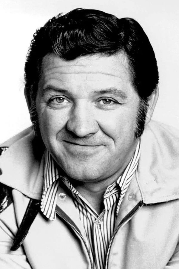 George Lindsey's headshot