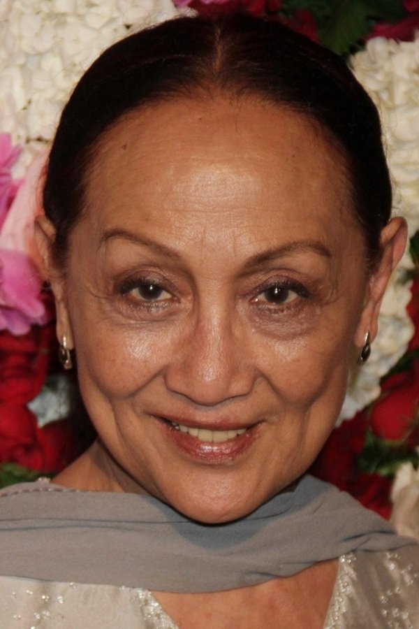 Ching Valdes-Aran's headshot