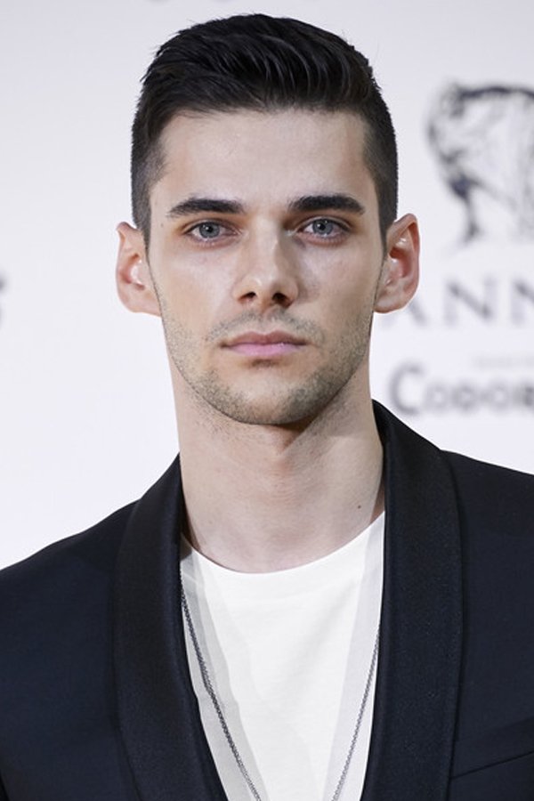 Álvaro Rico's headshot