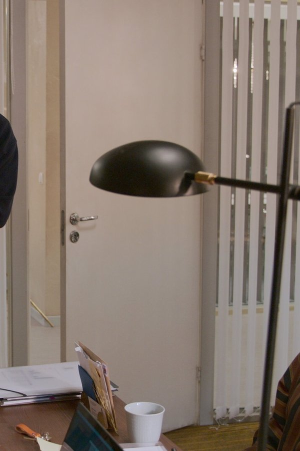 Love & Anarchy – S02E02 – Episodio 2