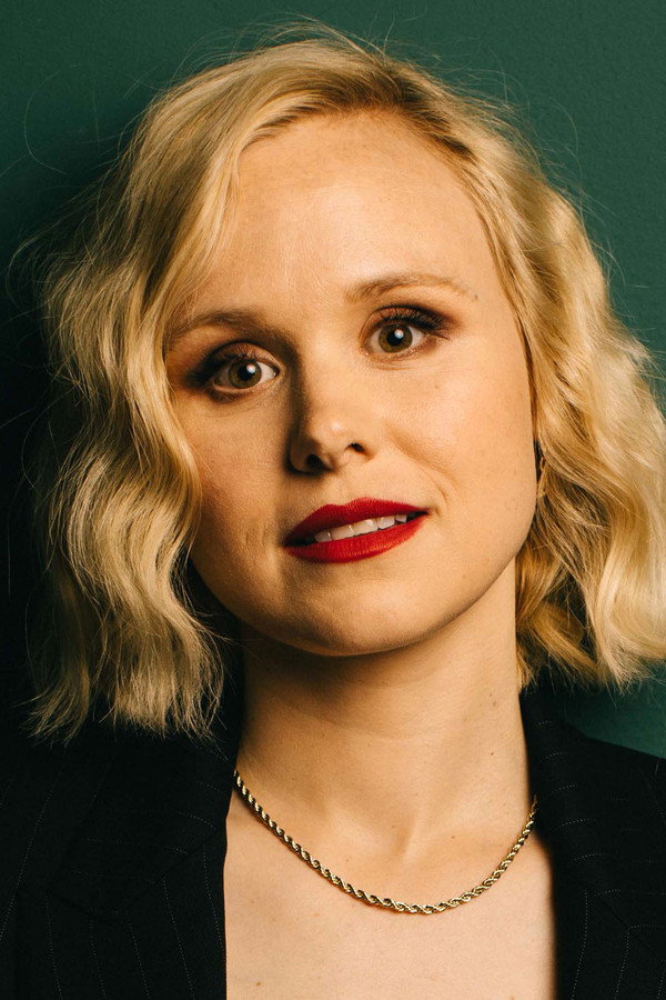 Alison Pill's headshot