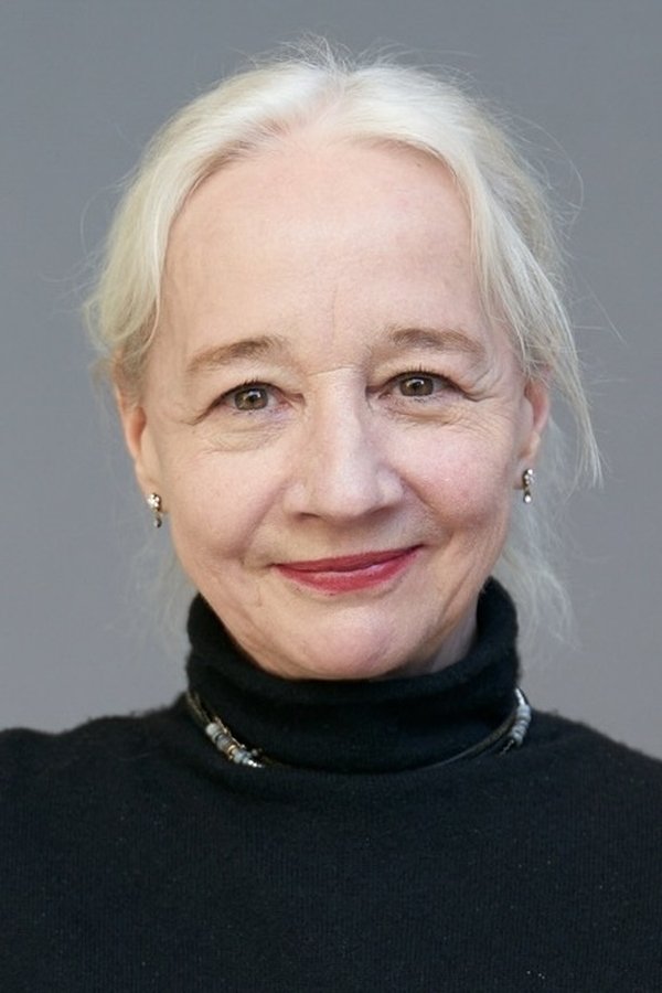 Diane Lavallée's headshot