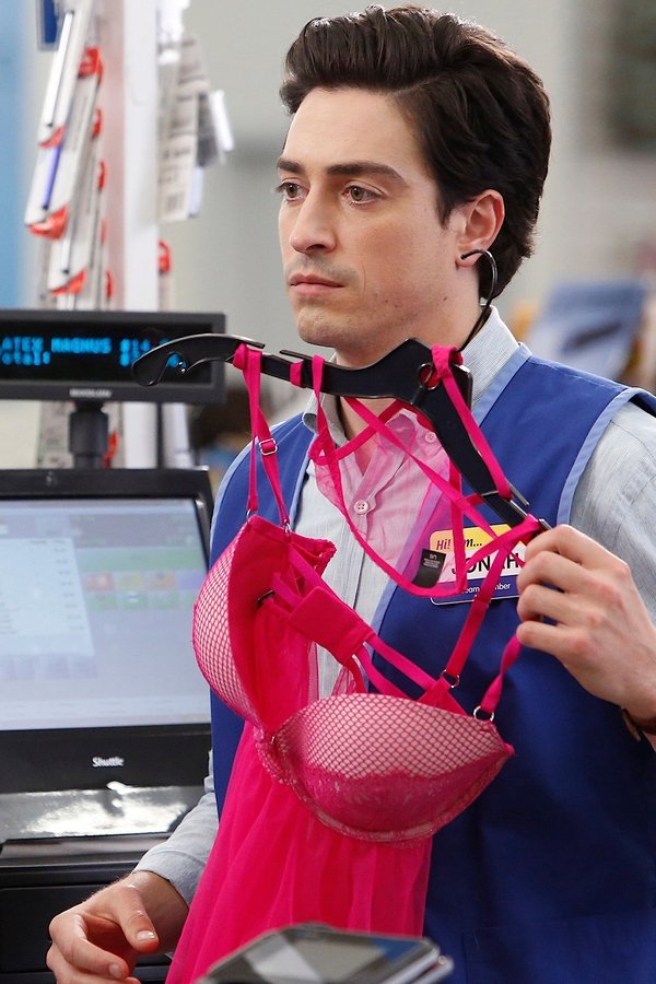 Superstore – S01E10 – Una decisione inaspettata