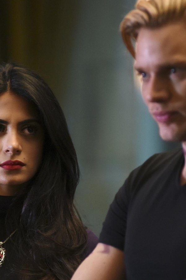 Shadowhunters – S01E09 – Nuovi poteri